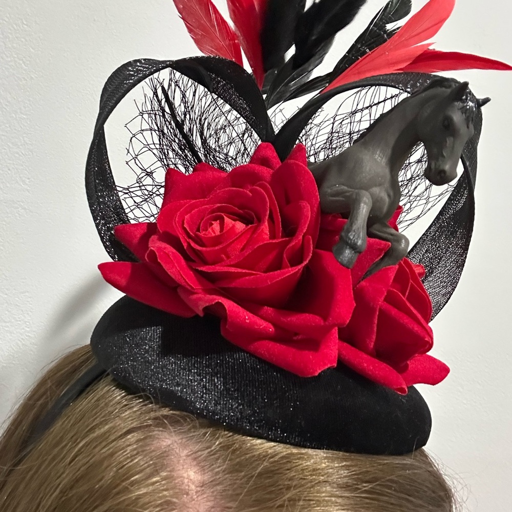 Black and Red Feathered Rose Derby Small Fascinator Hat